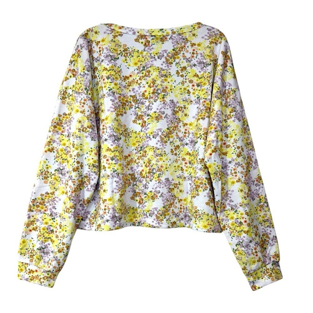 Olivia & Vivian Sweatshirt Boatneck Cropped Boxy Floral Multi Color Size: XL NWT - Picture 3 of 8